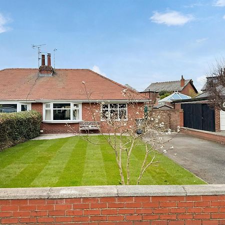 Commonside Cottage Lytham St Annes Dış mekan fotoğraf