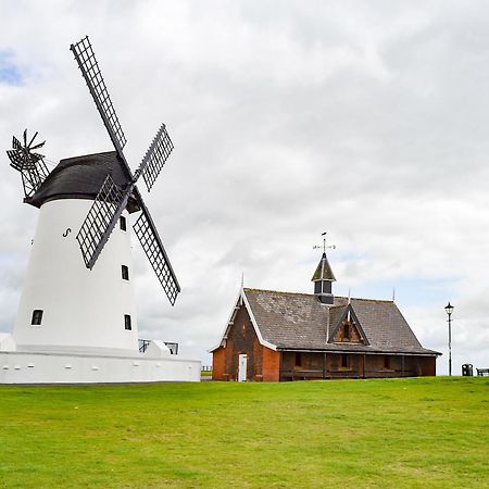 Commonside Cottage Lytham St Annes Dış mekan fotoğraf